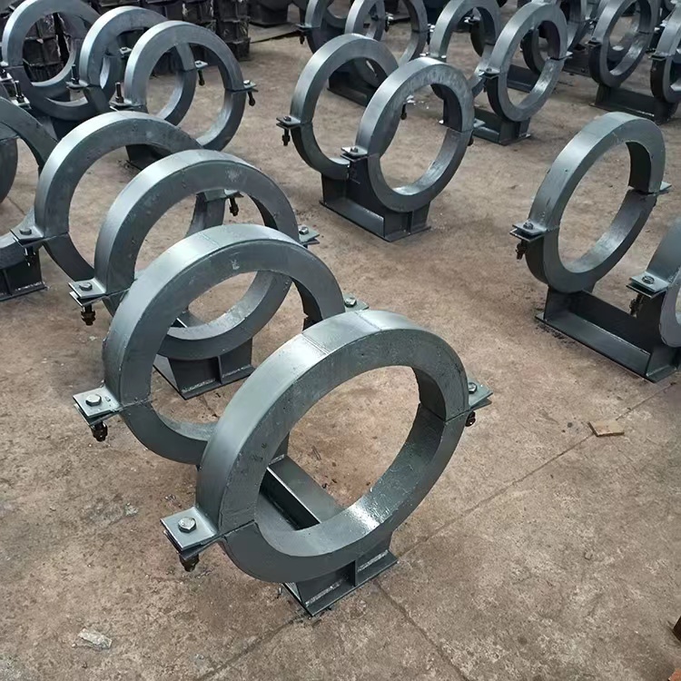 隔熱管托